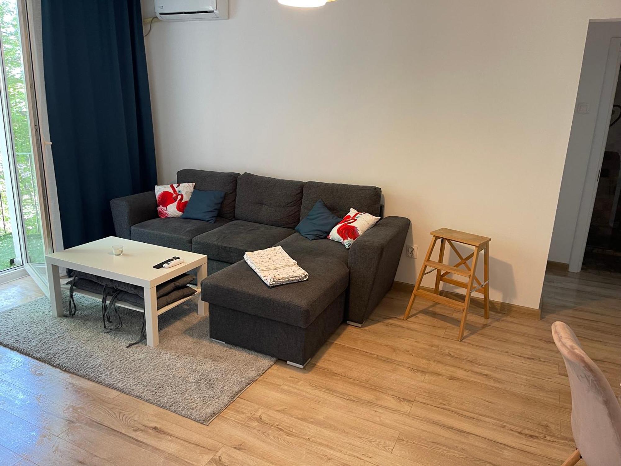 Cellini Apartment Bukares Bagian luar foto