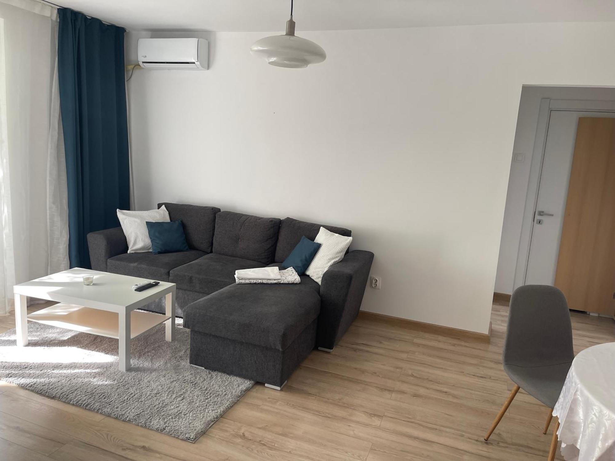 Cellini Apartment Bukares Bagian luar foto