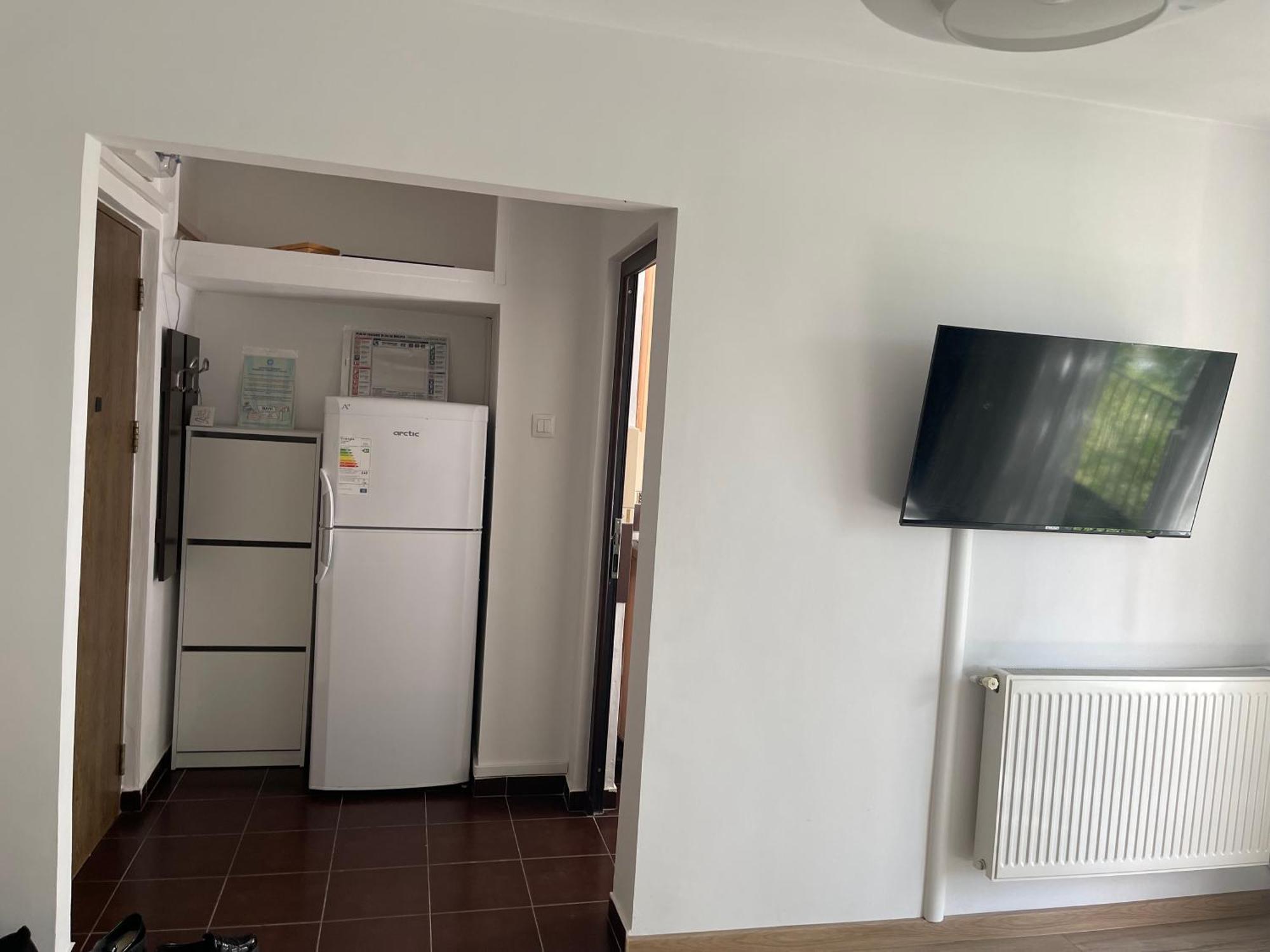 Cellini Apartment Bukares Bagian luar foto