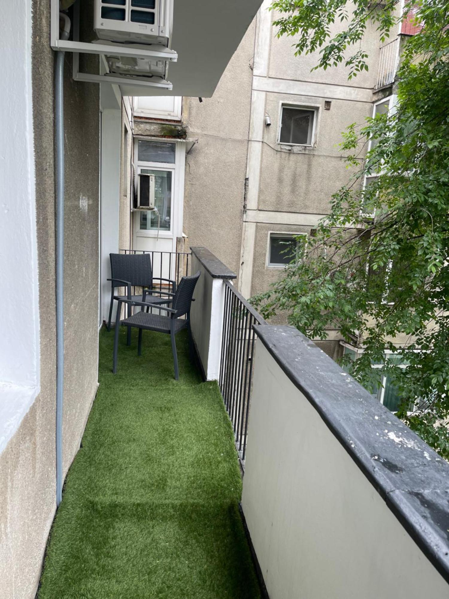 Cellini Apartment Bukares Bagian luar foto